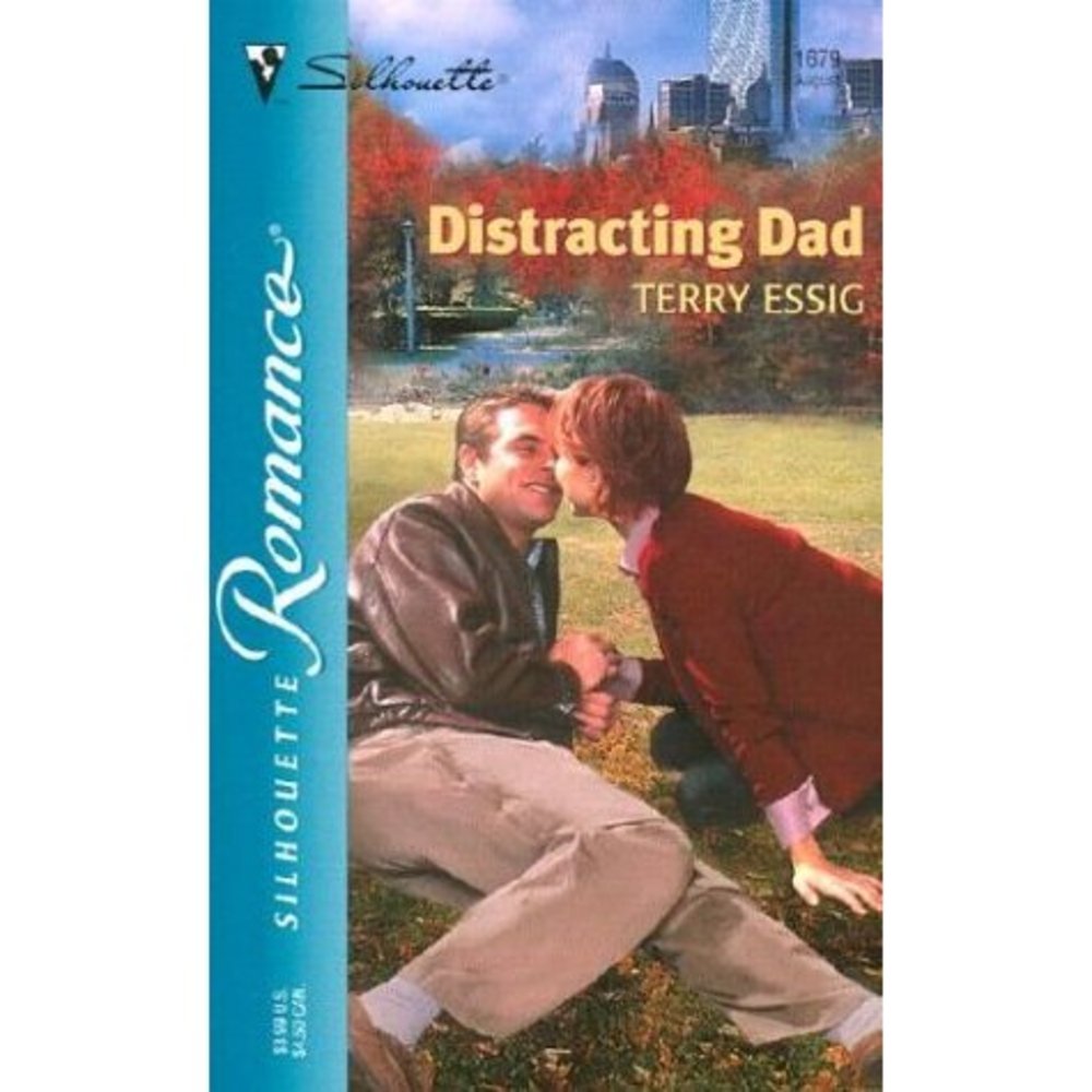 Distracting Dad (Silhouette Romance) (Paperback)